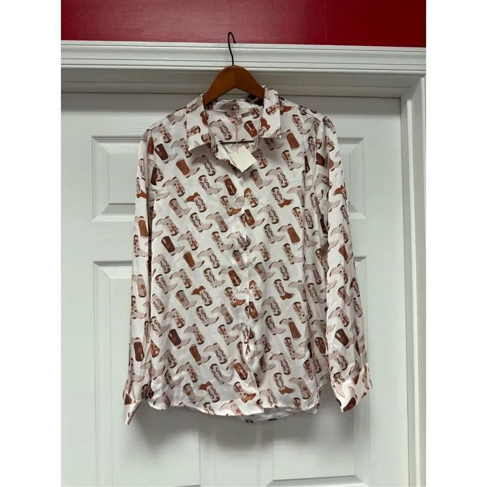 Skies Are Blue Cowboy Boot Satin Button Down Blouse sz L NWT